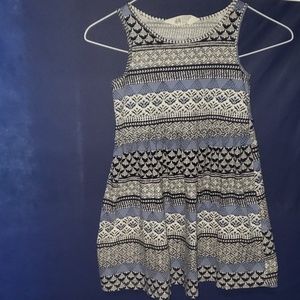 H&M Girls dress size 6-8yrs